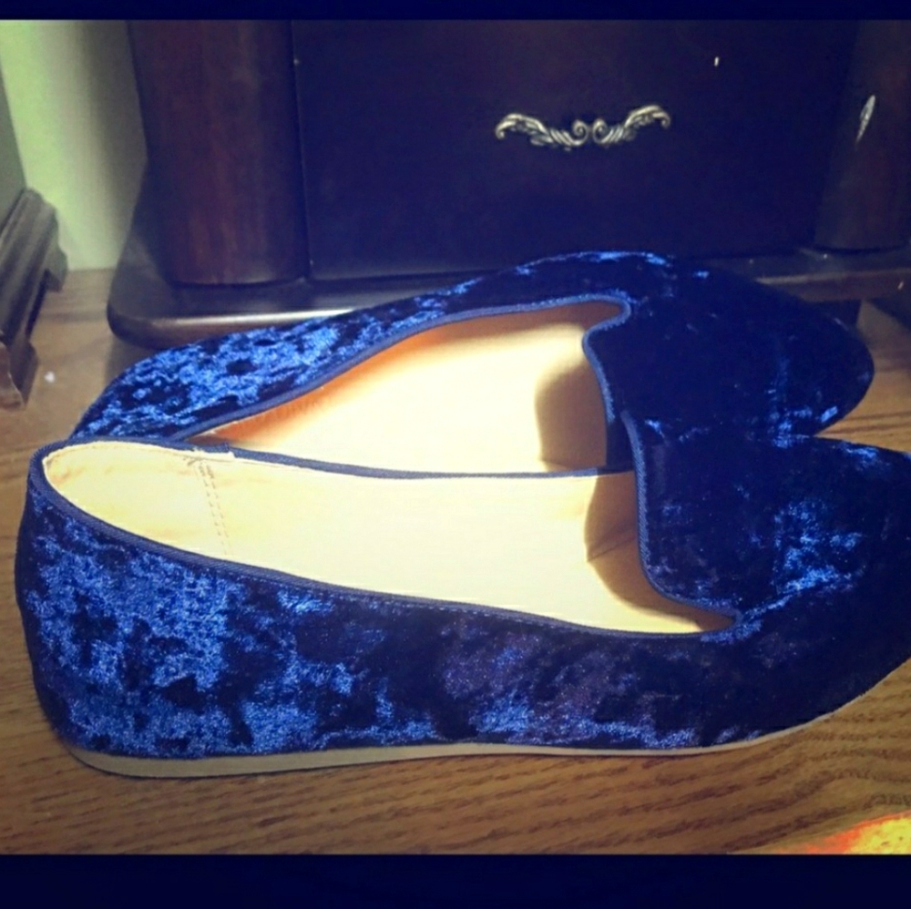 💙Navy Velvet Loafers💙